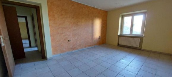 Apartamento de 3 dormitorios en Montesilvano, Italy No. 372447 2