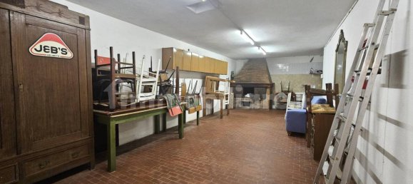 3 bedrooms Apartment in Scandicci, Italy No. 296594 29