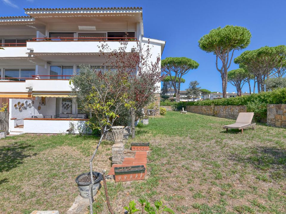 Apartamento de 4 dormitorios en Palafrugell, Spain No. 209958