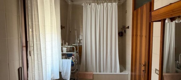 4 bedrooms Apartment in Mira, Italy No. 318155 18