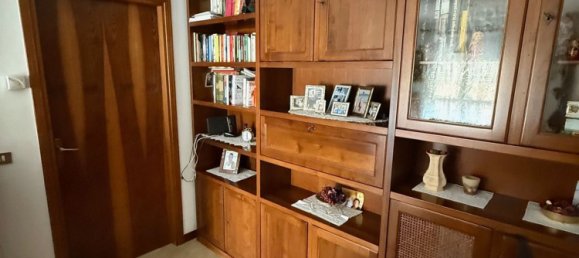 4 bedrooms Apartment in Mira, Italy No. 318155 2