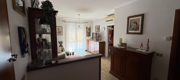 4 bedrooms Apartment in Mira, Italy No. 318155 5
