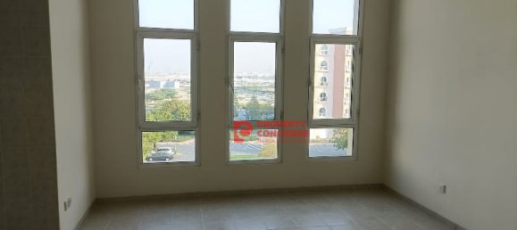 Studio in Discovery Gardens, UAE No. 42513 2