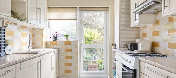 2 bedrooms House in Twickenham, United Kingdom No. 8510 11