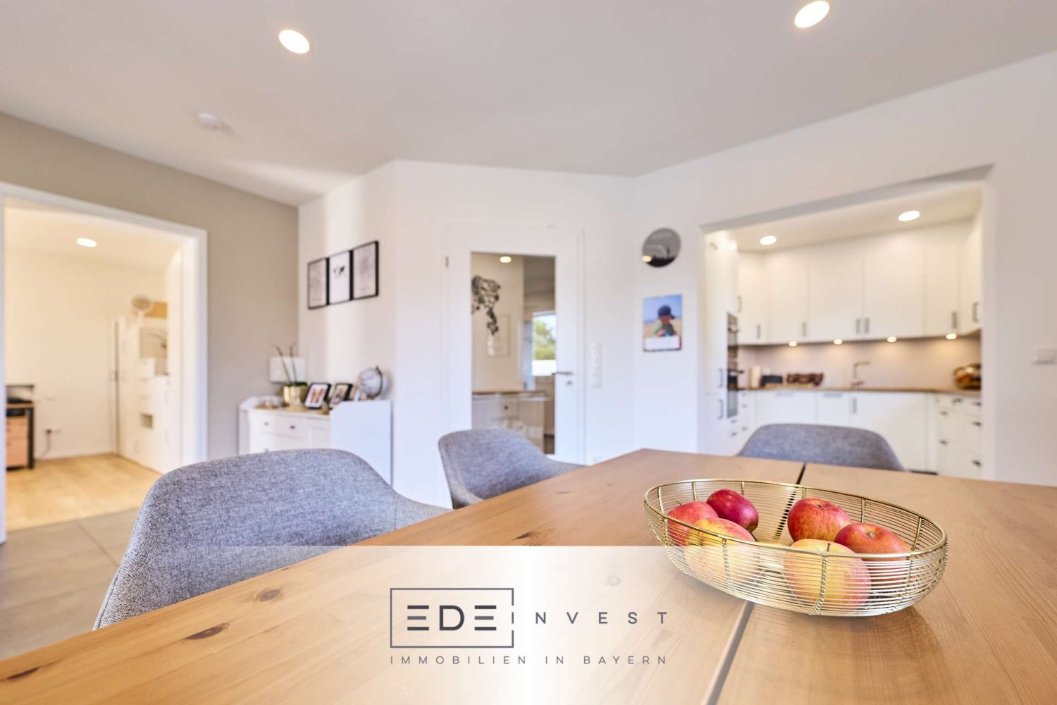 3 chambres Duplex à Augsburg, Germany No. 207651