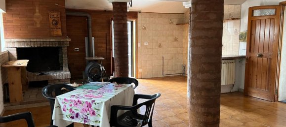 4-Zimmer Haus in Pavullo nel Frignano, Italy, Nr. 238899 3