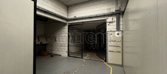 631m² Warehouse in Robbiate, Italy No. 114265 15