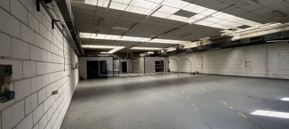 631m² Warehouse in Robbiate, Italy No. 114265 17