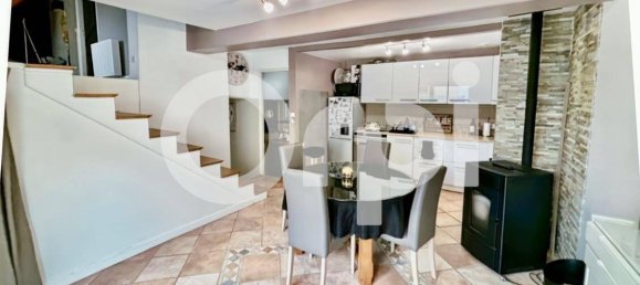 3 bedrooms House in Longperrier, France No. 164192 8