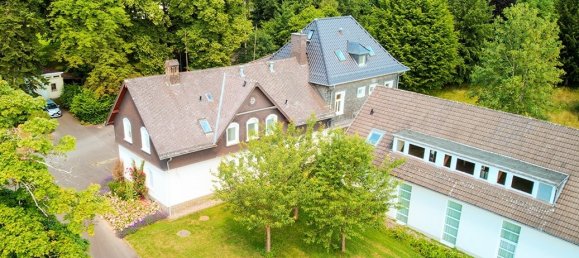 Edificio en Altenkirchen, Germany 1785 m² No. 261767 9