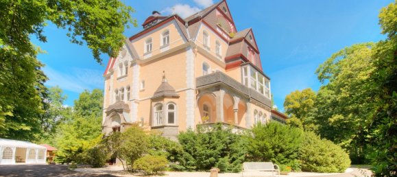 Edificio en Altenkirchen, Germany 1785 m² No. 261767 4