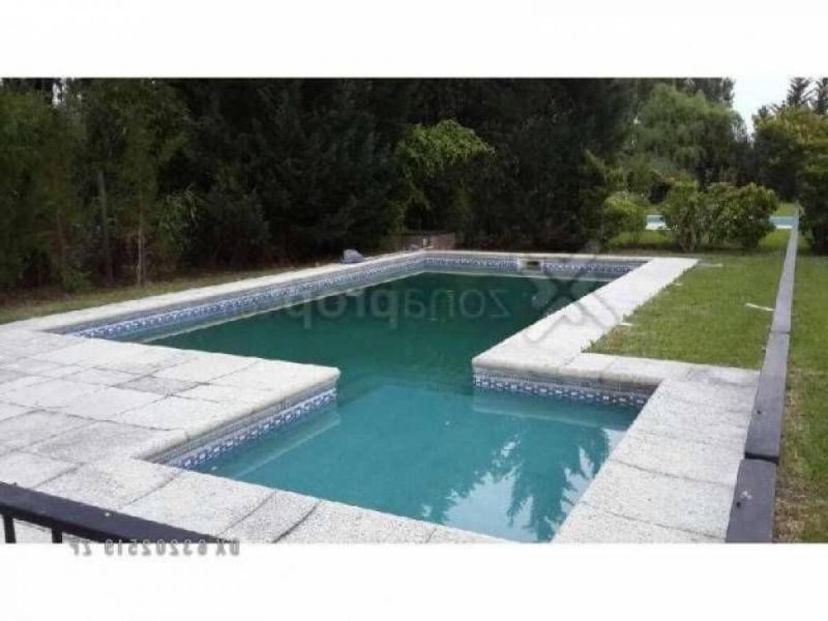 3 bedrooms House in Tigre, Argentina No. 17338