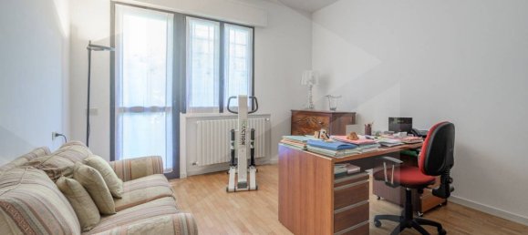 4 rooms Apartment in Bologna, Italy No. 34546 24
