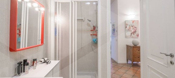 4 rooms Apartment in Bologna, Italy No. 34546 12