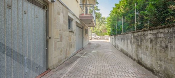 4 rooms Apartment in Bologna, Italy No. 34546 50