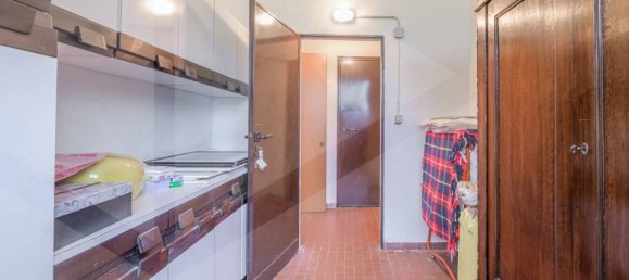 4 rooms Apartment in Bologna, Italy No. 34546 43