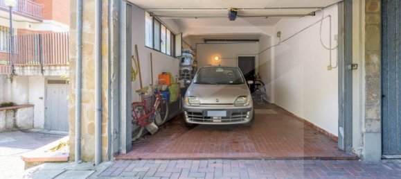 4 rooms Apartment in Bologna, Italy No. 34546 47