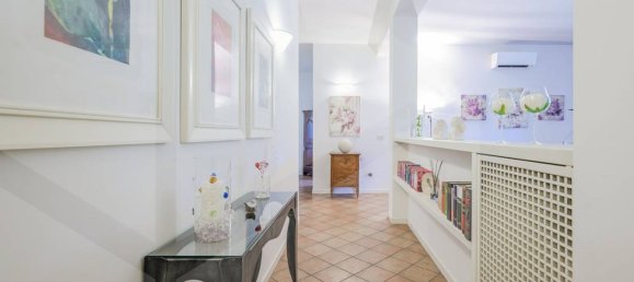 4 rooms Apartment in Bologna, Italy No. 34546 3