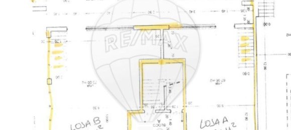 162m² Commercial property in Amadora, Portugal No. 58842 28