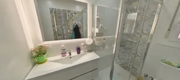 4 bedrooms Apartment in Lleida, Spain No. 144325 2