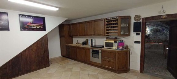 8 bedrooms Apartment in Chatillon, Italy No. 370047 15
