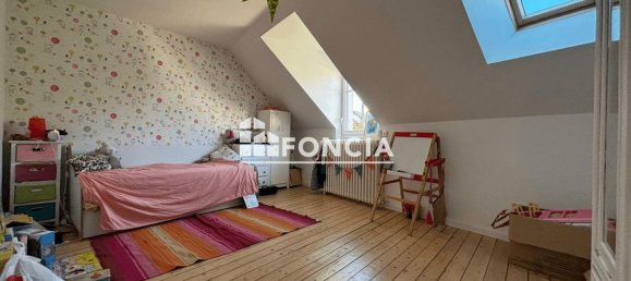 Apartamento T4 em Laval, France N.º 109850 4