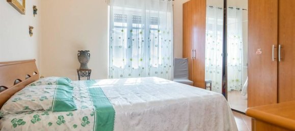 2 rooms Apartment in Cave, Italy No. 27054 16