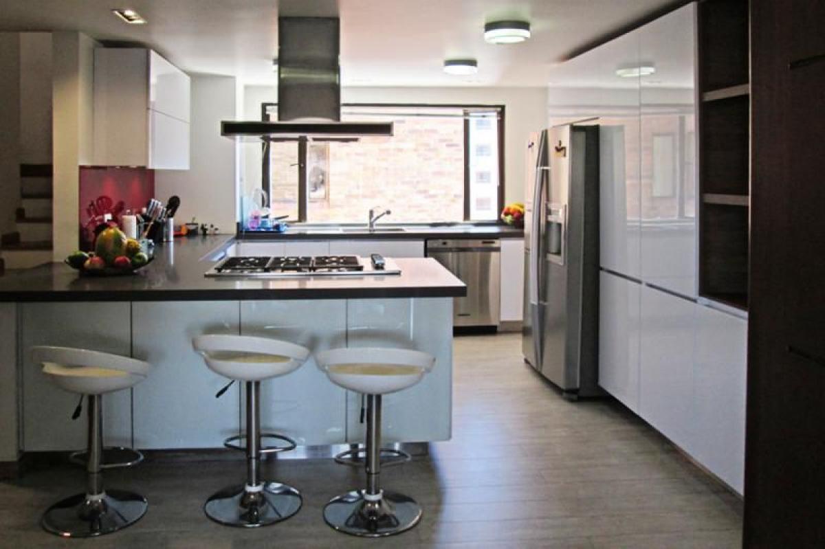 4 bedrooms House in Bogota, Colombia No. 13549