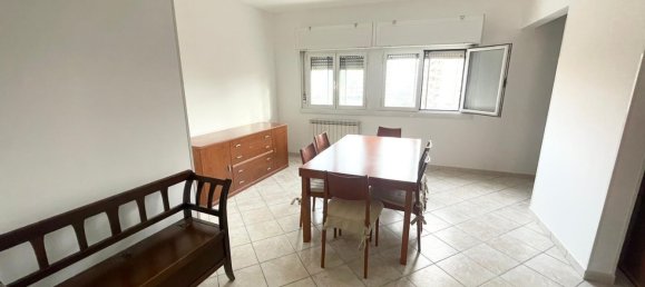 4 bedrooms Apartment in Rome, Italy No. 321577 8