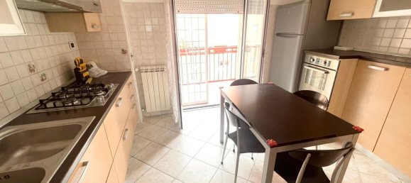 4 bedrooms Apartment in Rome, Italy No. 321577 22