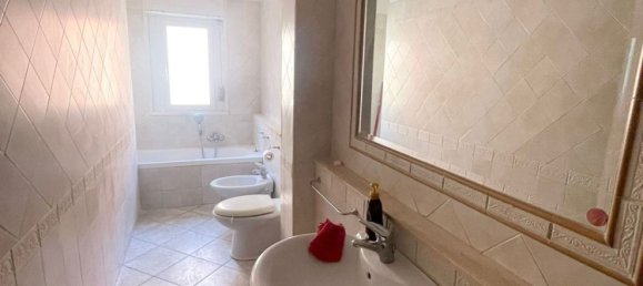 4 bedrooms Apartment in Rome, Italy No. 321577 25