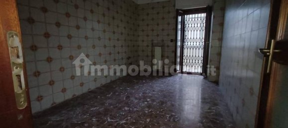 4 bedrooms Apartment in Taranto, Italy No. 81948 16