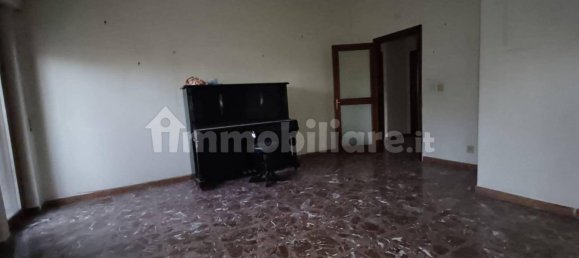 4 bedrooms Apartment in Taranto, Italy No. 81948 14