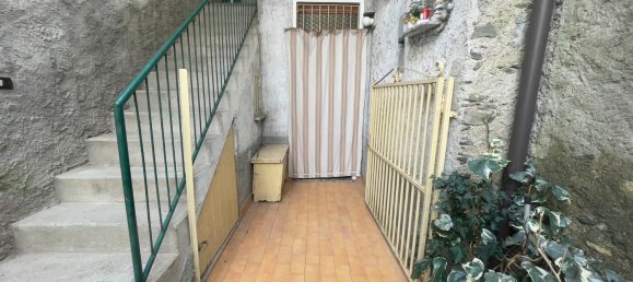 2غرفة شقة في Berbenno di Valtellina, Italy رقم 4976 2