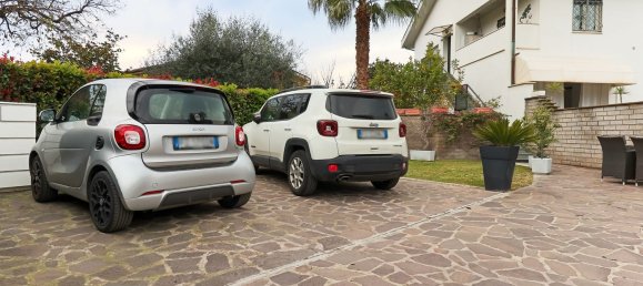 Dúplex de 3 habitaciónes en Rome, Italy No. 191028 26