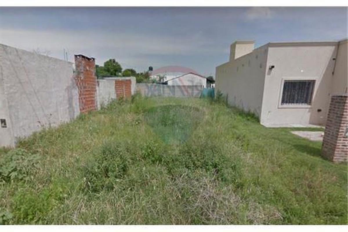  Land in Lujan, Argentina No. 37816