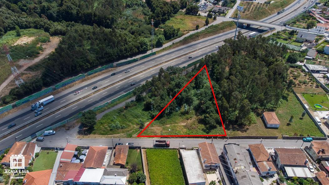 Terreno en Rio Meao, Portugal 2850 m² No. 211338