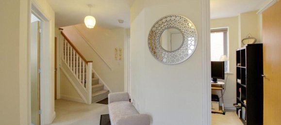 4 bedrooms House in High Wycombe, United Kingdom No. 13775 5