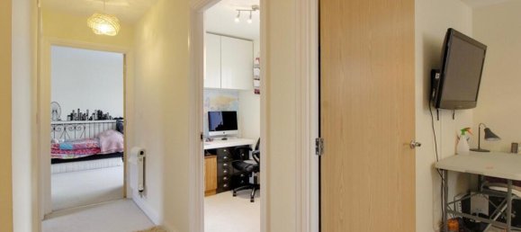 4 bedrooms House in High Wycombe, United Kingdom No. 13775 9