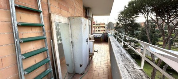 4 rooms Penthouse in Rome, Italy No. 74574 31