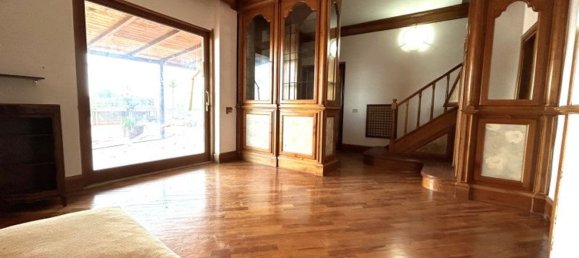 4 rooms Penthouse in Rome, Italy No. 74574 12