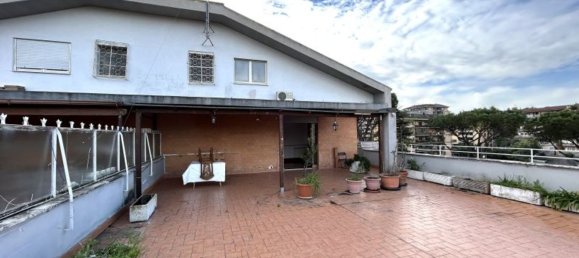 4 rooms Penthouse in Rome, Italy No. 74574 8