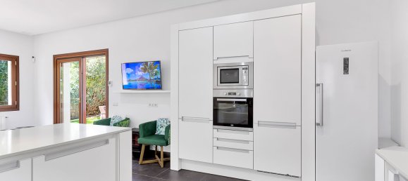 Villa de 6 dormitorios en Cádiz, Spain No. 29371 36