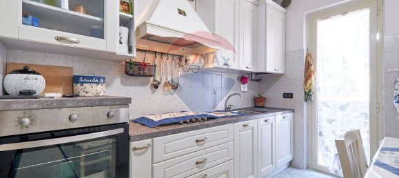 6-salle Appartement à Francavilla al Mare, Italy No. 285038 18