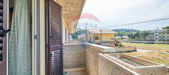 6-salle Appartement à Francavilla al Mare, Italy No. 285038 36