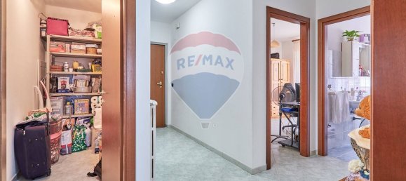 6-salle Appartement à Francavilla al Mare, Italy No. 285038 30