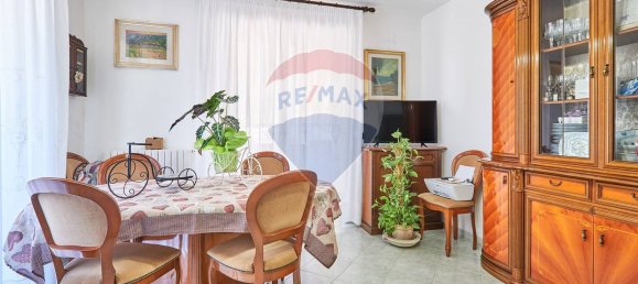 6-salle Appartement à Francavilla al Mare, Italy No. 285038 12
