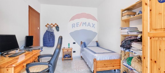 6-salle Appartement à Francavilla al Mare, Italy No. 285038 25