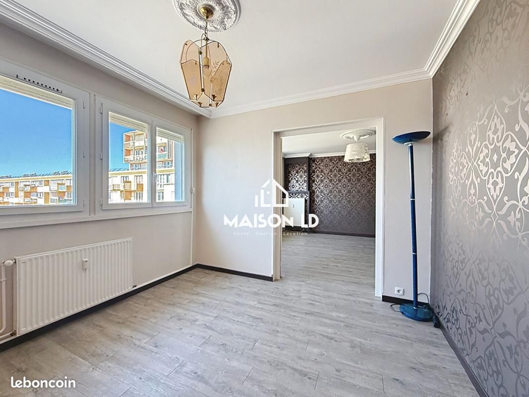 2 bedrooms Apartment in Calvados, France No. 358233