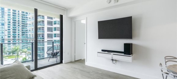 1 chambre propriété commerciale à vendre à Miami, Miami-Dade, Florida, USA № 614745 23